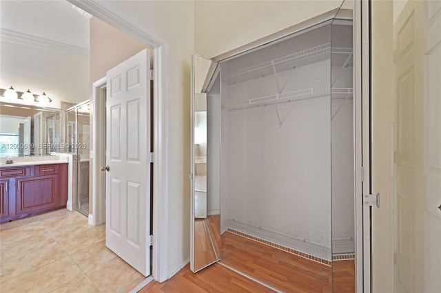 6306 Harbour Oak Dr, Lake Worth, FL 33467