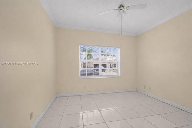 6306 Harbour Oak Dr, Lake Worth, FL 33467