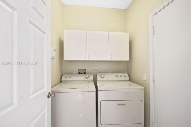 6306 Harbour Oak Dr, Lake Worth, FL 33467