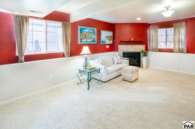 664 S Song Sparrow Dr, Pueblo, CO 81007