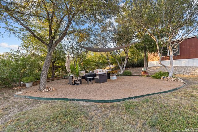 141 County Road 459, Hondo, TX 78861