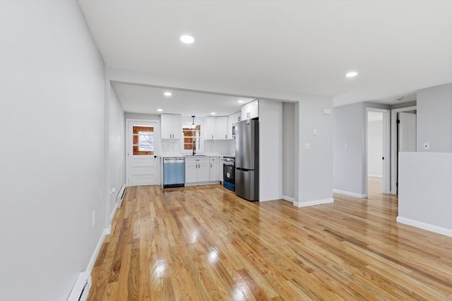 16 Bagley Rd, Holbrook, MA 02343