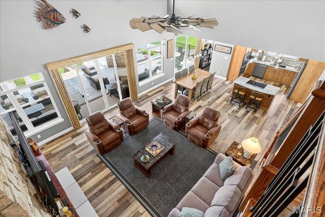 6020 N Lakeshore Drive, Hillsboro, MO 63050