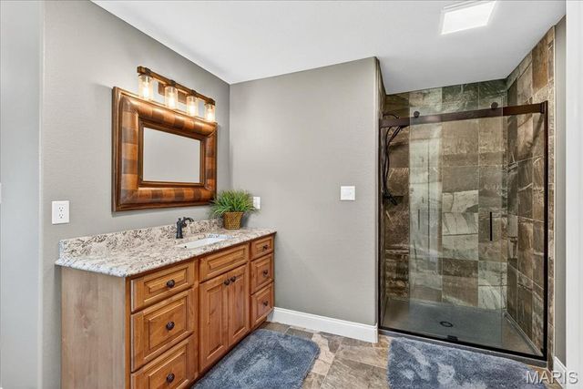 6020 N Lakeshore Drive, Hillsboro, MO 63050