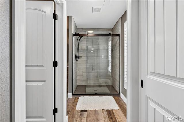 6020 N Lakeshore Drive, Hillsboro, MO 63050