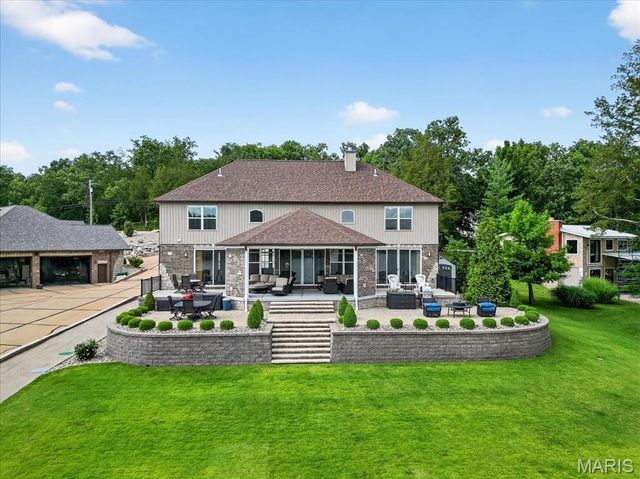 6020 N Lakeshore Drive, Hillsboro, MO 63050