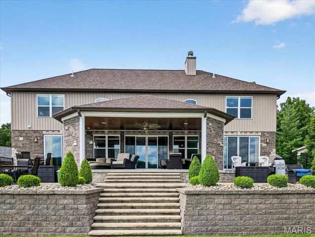 6020 N Lakeshore Drive, Hillsboro, MO 63050