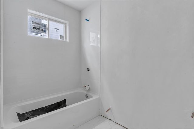 86 Lynch Street, Providence, RI 02908