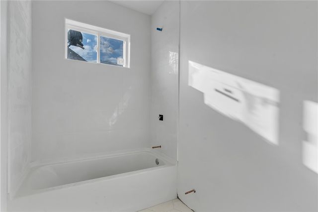 86 Lynch Street, Providence, RI 02908