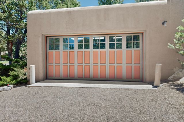 1404 Tesuque Creek Road, Santa Fe, NM 87501