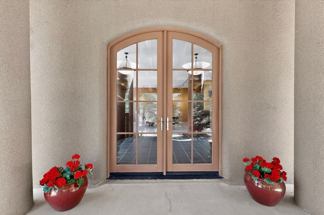 1404 Tesuque Creek Road, Santa Fe, NM 87501