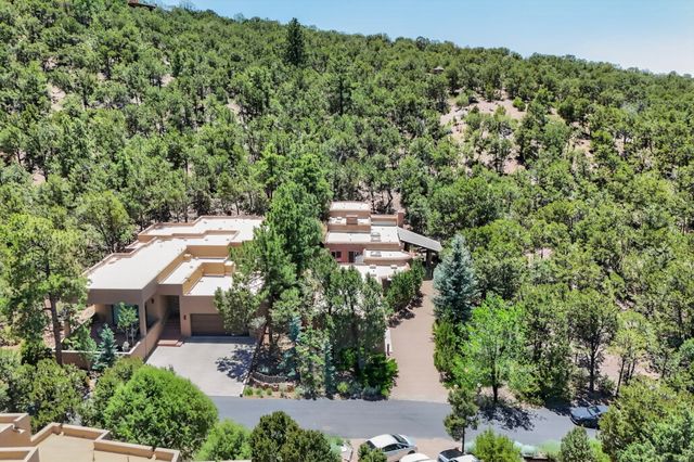 1404 Tesuque Creek Road, Santa Fe, NM 87501