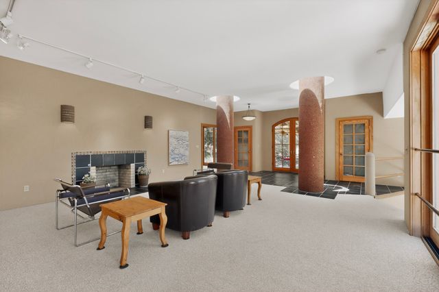 1404 Tesuque Creek Road, Santa Fe, NM 87501