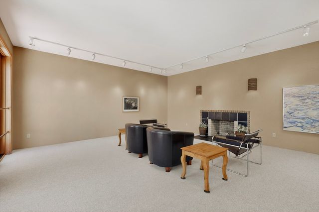 1404 Tesuque Creek Road, Santa Fe, NM 87501