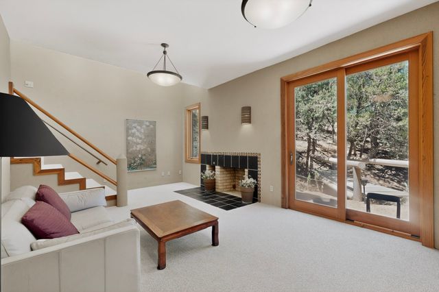 1404 Tesuque Creek Road, Santa Fe, NM 87501