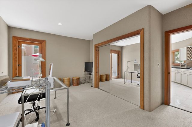 1404 Tesuque Creek Road, Santa Fe, NM 87501