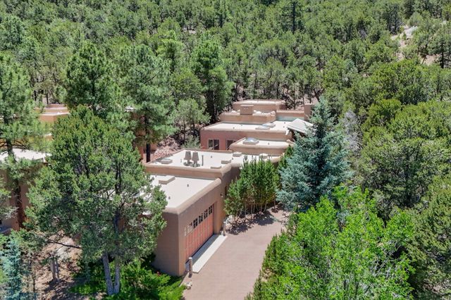 1404 Tesuque Creek Road, Santa Fe, NM 87501