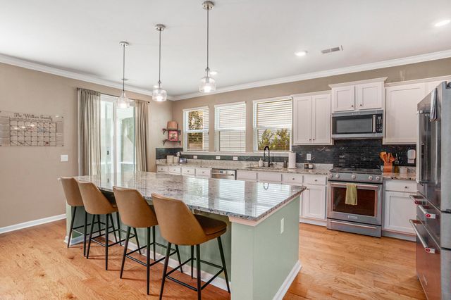 488 Oak View Way Way, Summerville, SC 29483