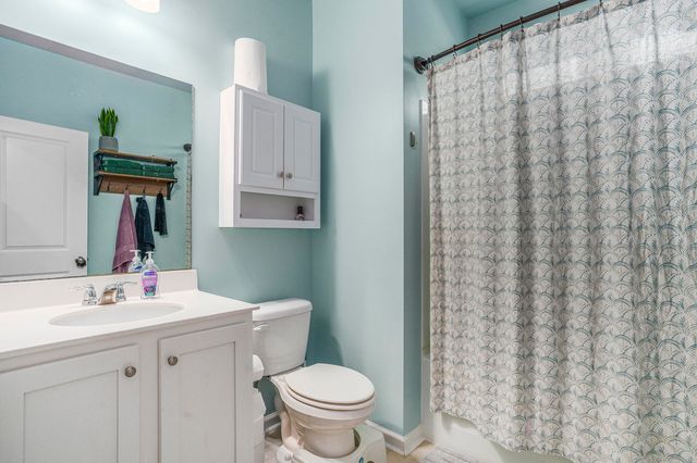 488 Oak View Way Way, Summerville, SC 29483