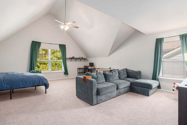 488 Oak View Way Way, Summerville, SC 29483