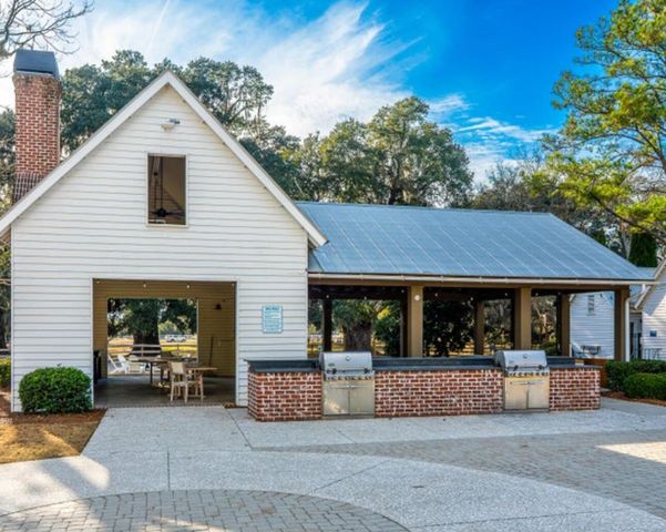 488 Oak View Way Way, Summerville, SC 29483