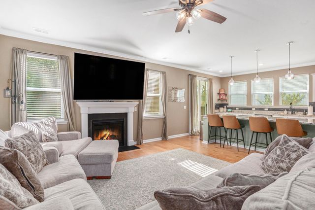 488 Oak View Way Way, Summerville, SC 29483