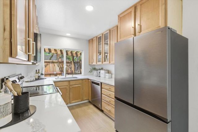 10157 Camberley Lane, Cupertino, CA 95014