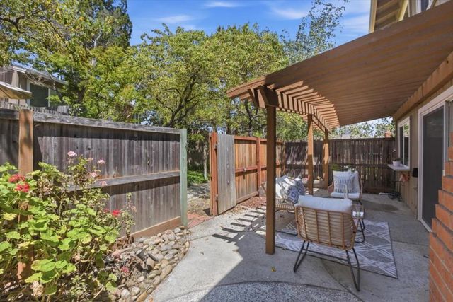 10157 Camberley Lane, Cupertino, CA 95014
