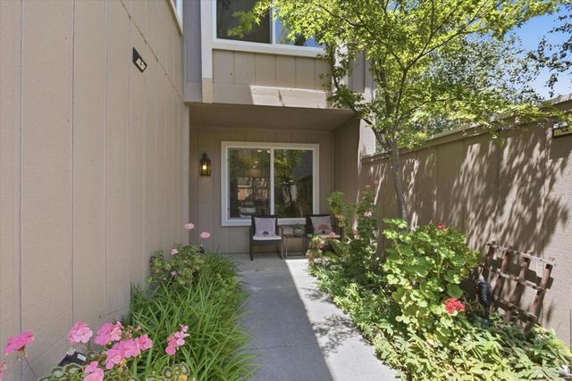 10157 Camberley Lane, Cupertino, CA 95014