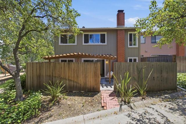 10157 Camberley Lane, Cupertino, CA 95014
