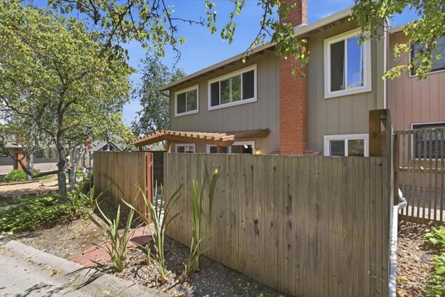 10157 Camberley Lane, Cupertino, CA 95014
