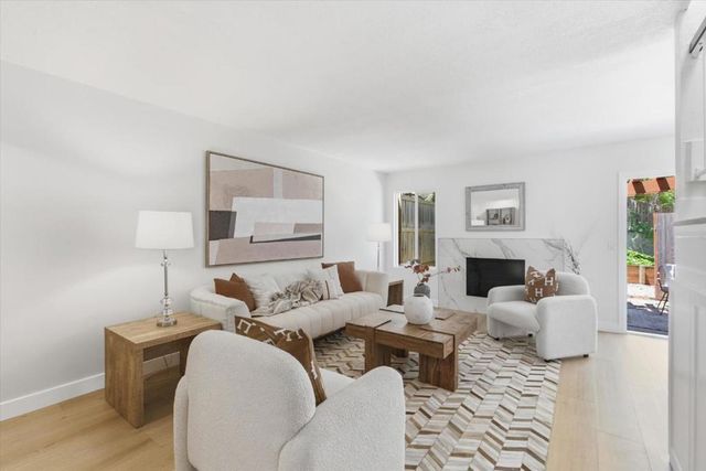 10157 Camberley Lane, Cupertino, CA 95014