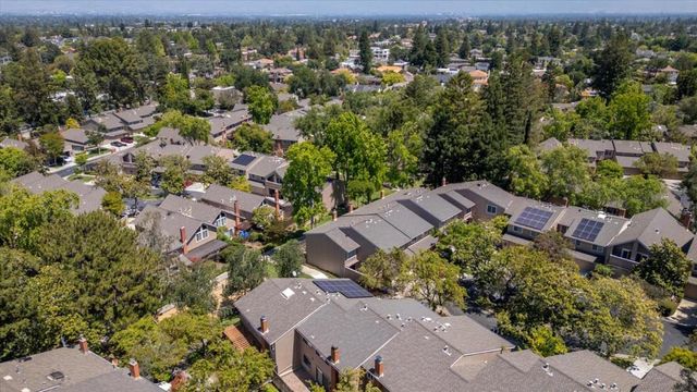 10157 Camberley Lane, Cupertino, CA 95014