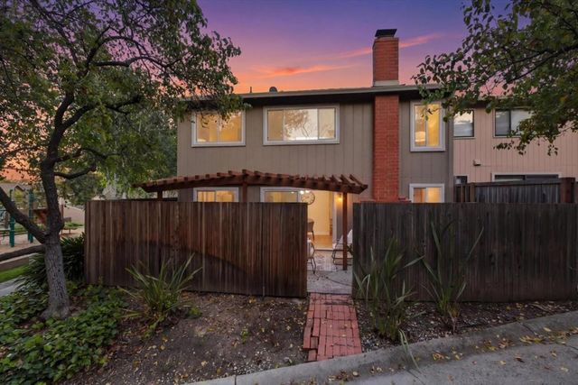 10157 Camberley Lane, Cupertino, CA 95014