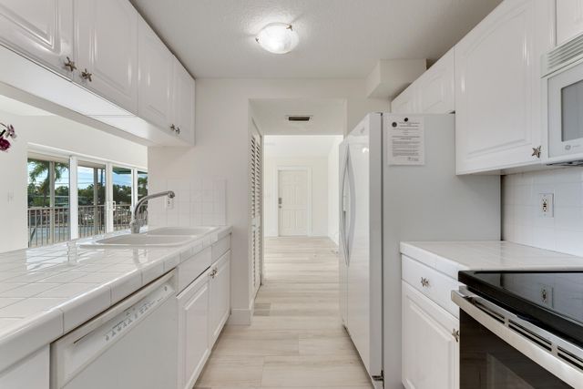 118 Cortez Drive A, Lower Matecumbe, FL 33036