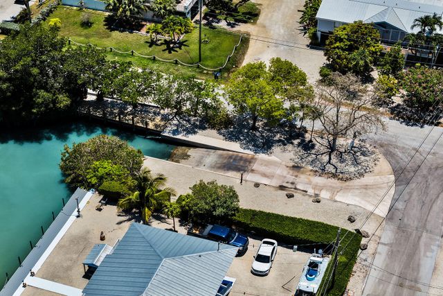 118 Cortez Drive A, Lower Matecumbe, FL 33036