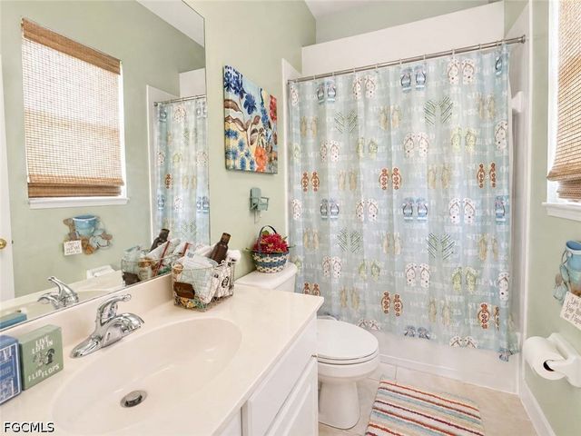 14897 Calusa Palms DR, Fort Myers, FL 33919