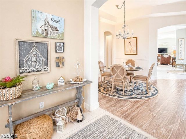 14897 Calusa Palms DR, Fort Myers, FL 33919