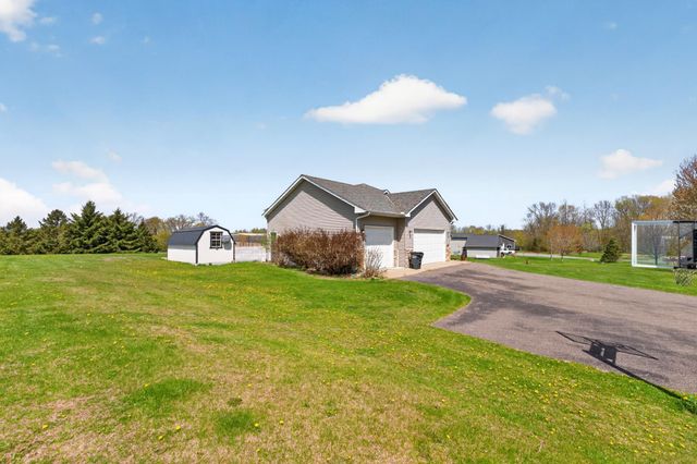 860 527th Circle, Stanchfield, MN 55080