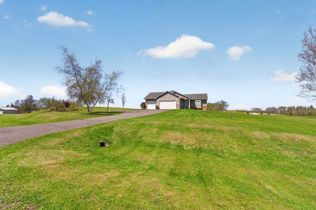 860 527th Circle, Stanchfield, MN 55080