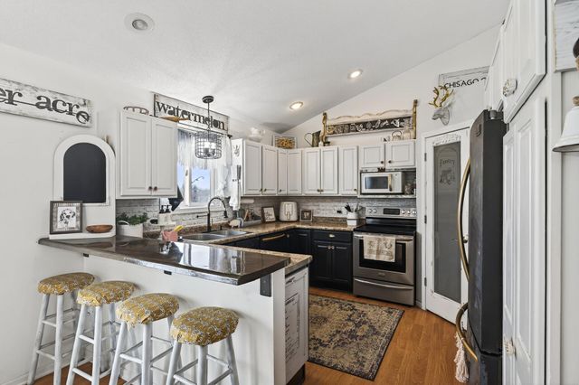 860 527th Circle, Stanchfield, MN 55080