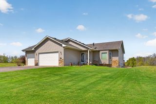 860 527th Circle, Stanchfield, MN 55080
