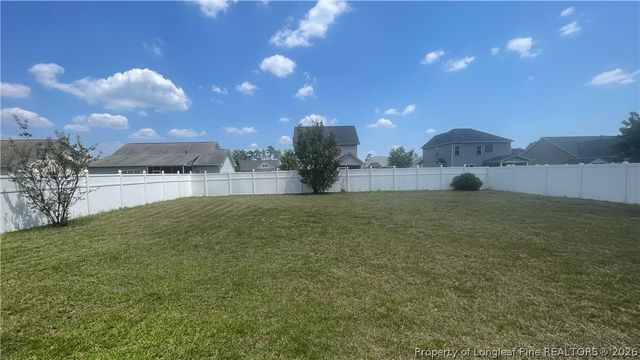 261 Ivy Stone Drive, Raeford, NC 28376
