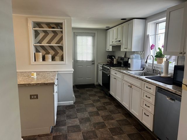 141 High Street 1, Danvers, MA 01923