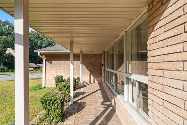 4614 PERKINS CV, Memphis, TN 38117