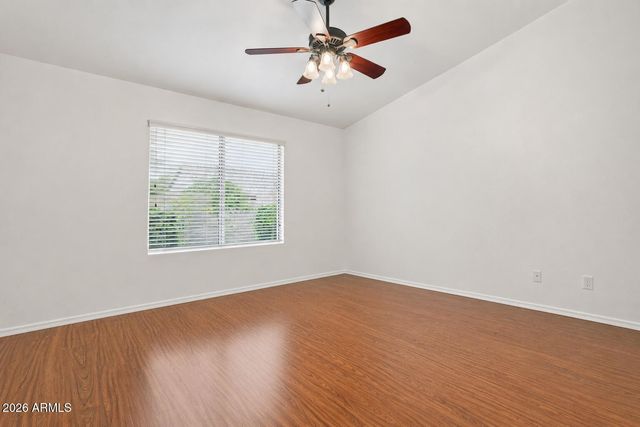 7439 W LOUISE Drive, Glendale, AZ 85310