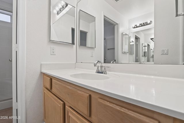 7439 W LOUISE Drive, Glendale, AZ 85310