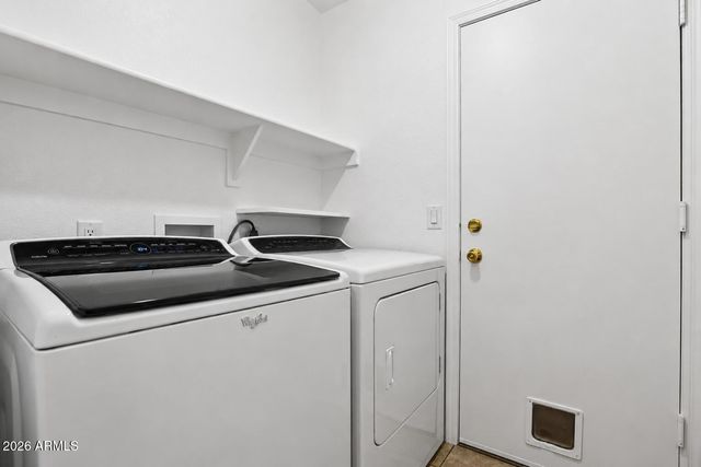 7439 W LOUISE Drive, Glendale, AZ 85310