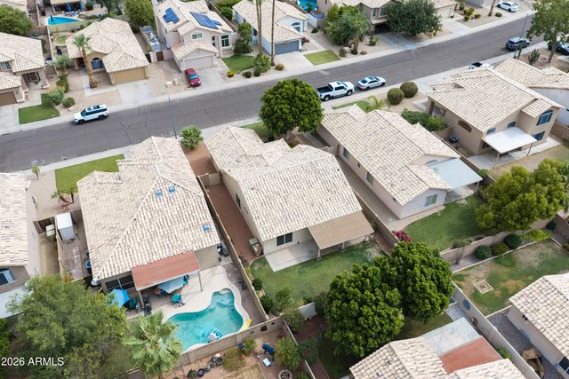 7439 W LOUISE Drive, Glendale, AZ 85310