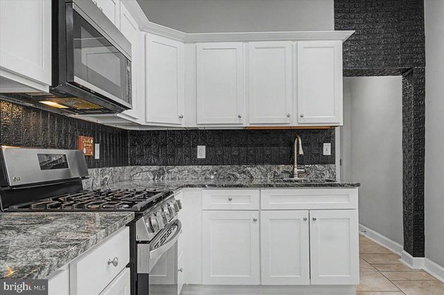 203 N DUPONT ST, Wilmington, DE 19805